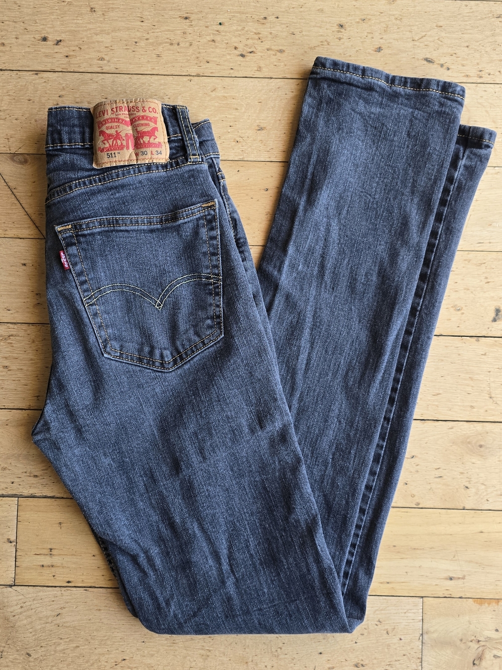 Levi's Men's Charcoal Black Straight Slim Fit Jeans Classic Comfort